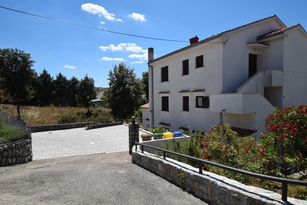 Apartments Drago Malinska Zewnętrze zdjęcie