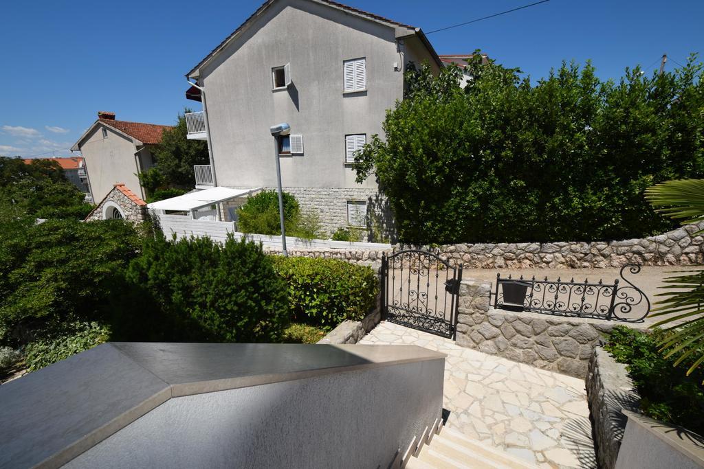 Apartments Drago Malinska Zewnętrze zdjęcie